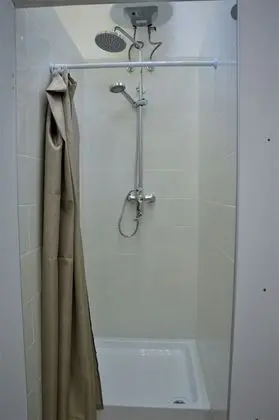 Ortak Ranzalı Oda, Sadece kadınlar için (8 beds)
