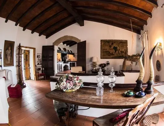 Villa, Ek Bina