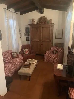Villa, Ek Bina