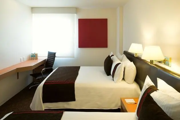 Room (Dog Friendly)