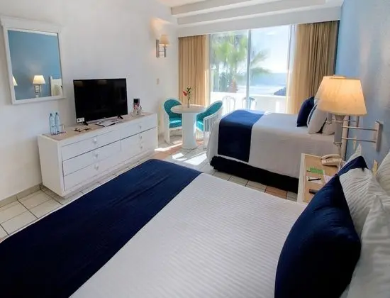 Room (Dog Friendly)
