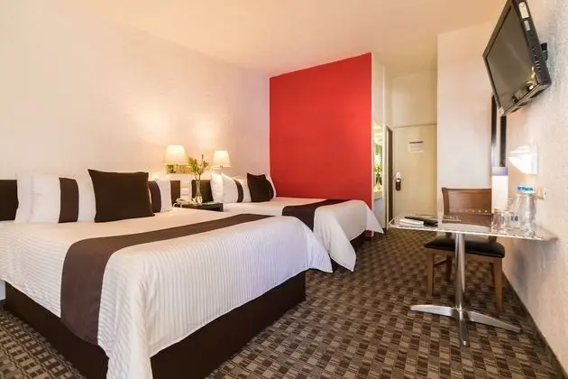 Room (Dog Friendly)