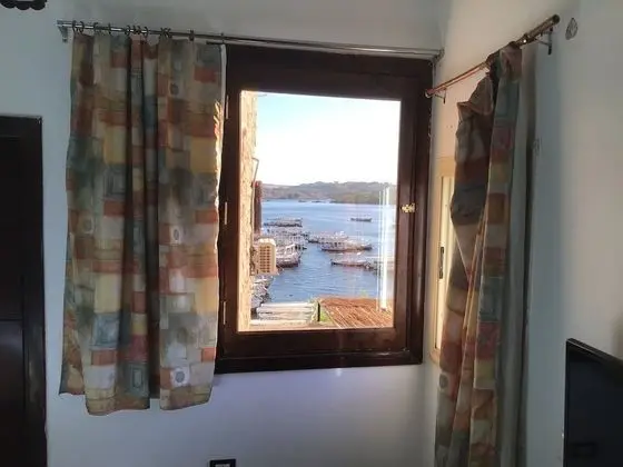 Comfort Tek Büyük veya İki Ayrı Yataklı Oda