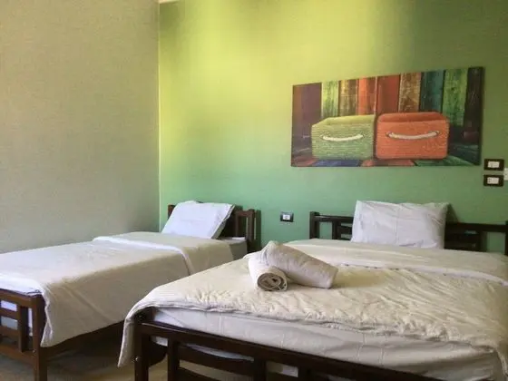 Comfort Tek Büyük veya İki Ayrı Yataklı Oda