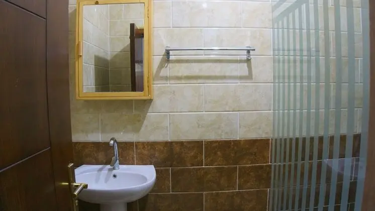 Comfort Tek Büyük veya İki Ayrı Yataklı Oda