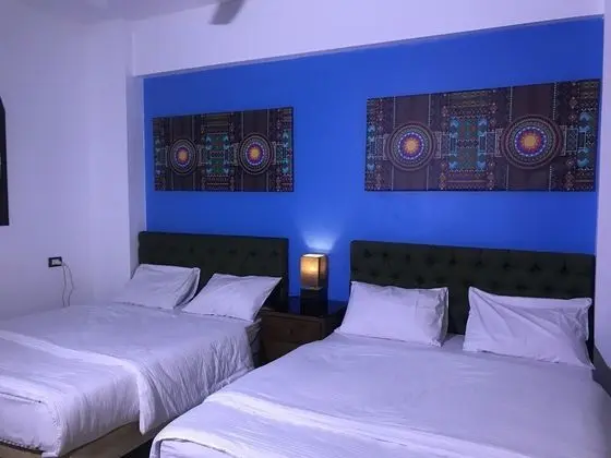 Comfort Tek Büyük veya İki Ayrı Yataklı Oda
