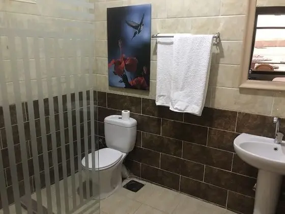Comfort Tek Büyük veya İki Ayrı Yataklı Oda