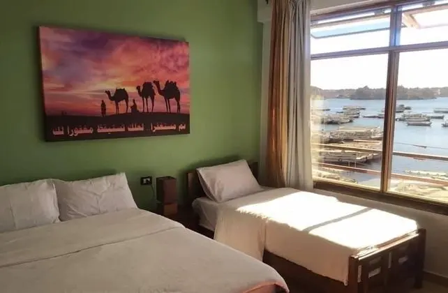Deluxe Tek Büyük veya İki Ayrı Yataklı Oda