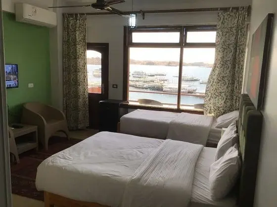 Deluxe Tek Büyük veya İki Ayrı Yataklı Oda