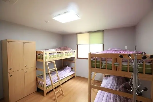 Ortak Ranzalı Oda, Sadece erkekler için (4 Beds)