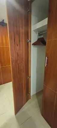 Giysi dolabı