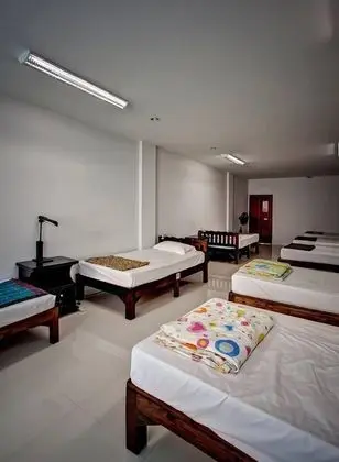 Deluxe Ortak Ranzalı Oda, Sadece erkekler için
