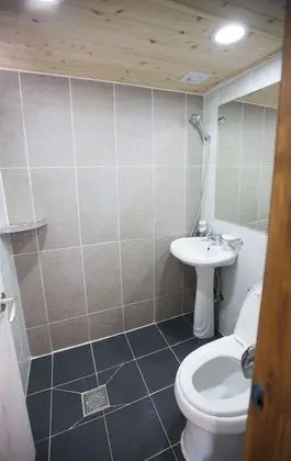 Family Oda, Ortak Banyo