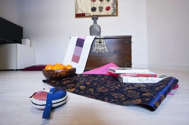 Traditional Tek Büyük Yataklı Oda