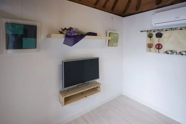 Traditional Tek Büyük Yataklı Oda