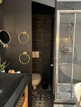 Apart Daire, Banyolu/Duşlu