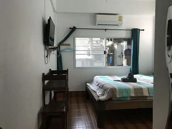 Standard Tek Büyük Yataklı Oda