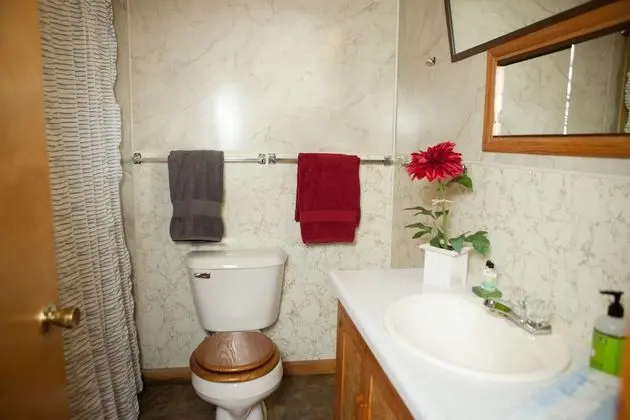 Kır Evi, 2 Yatak Odası, Göl Manzaralı, Göl Kenarı