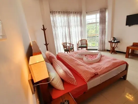 Deluxe Tek Büyük Yataklı Oda, 1 En Büyük (King) Boy Yatak, Sigara İçilmez