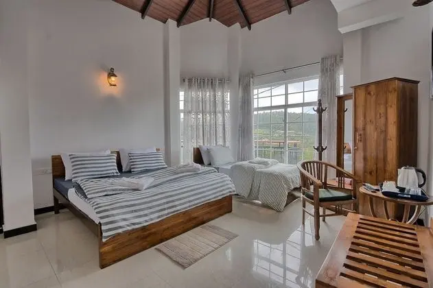 Deluxe Üç Kişilik Oda, Birden Çok Yatak, Sigara İçilmez
