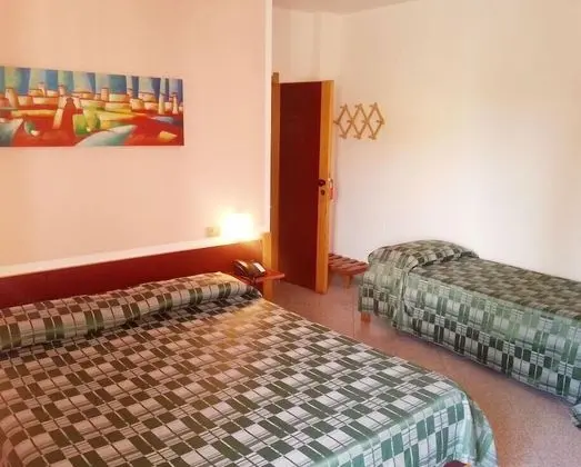 Üç Kişilik Oda, Balkon