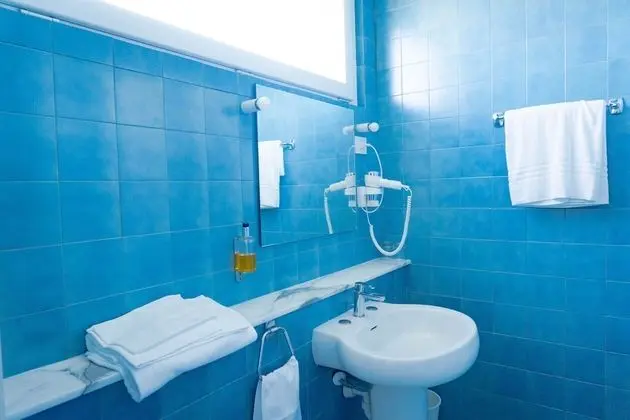Standard Tek Büyük veya İki Ayrı Yataklı Oda