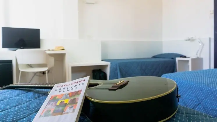 Üç Kişilik Oda