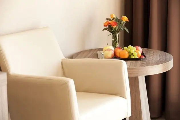 Büyük Yataklı Tek Kişilik Oda