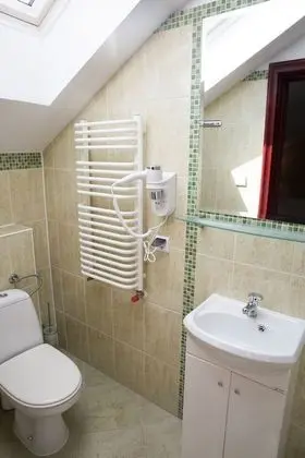 Üç Kişilik Oda, Teras