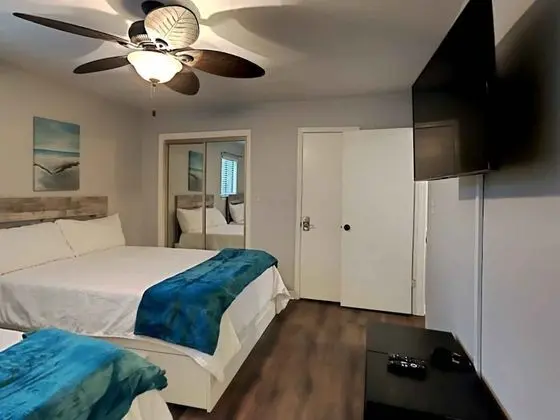 Ev, Birden Çok Yatak, Balkon, Havuz Manzaralı