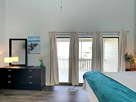 Ev, Birden Çok Yatak, Balkon, Havuz Manzaralı