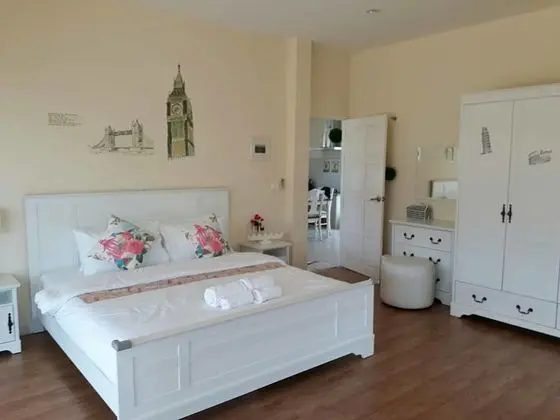 English Cottage