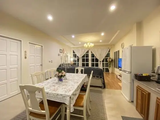 English Cottage