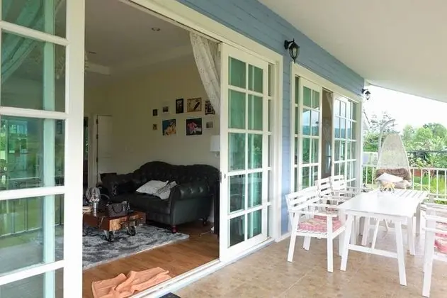 English Cottage