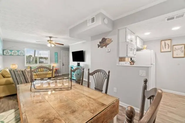 Daire (Misty Harbor Townhome #15)