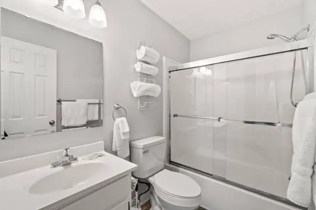 Daire (Misty Harbor Townhome #15)