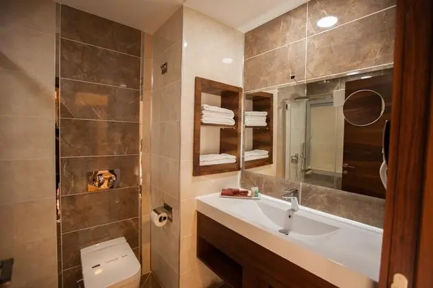 Standart Oda, Şehir Manzaralı