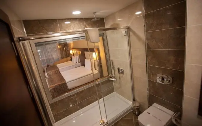 Standart Oda, Şehir Manzaralı