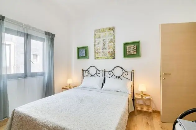 Standard Apart Daire, Birden Çok Yatak, 2 Banyolu (Mithos House few min  from sea)