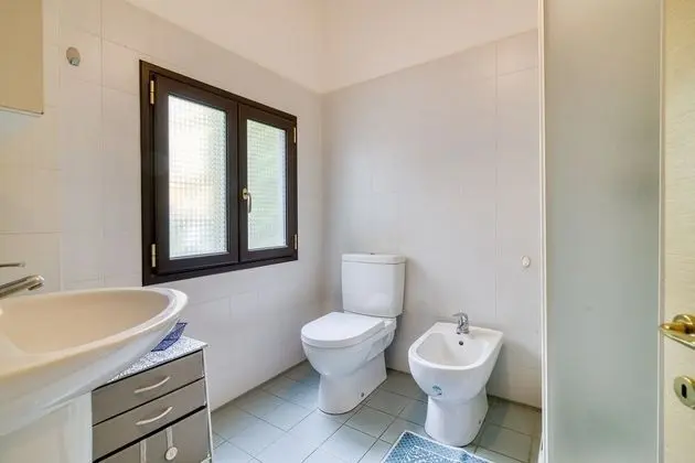 Standard Apart Daire, Birden Çok Yatak, 2 Banyolu (Mithos House few min  from sea)