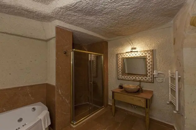 Stone Suite