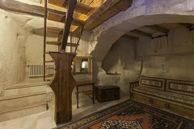 Stone Suite