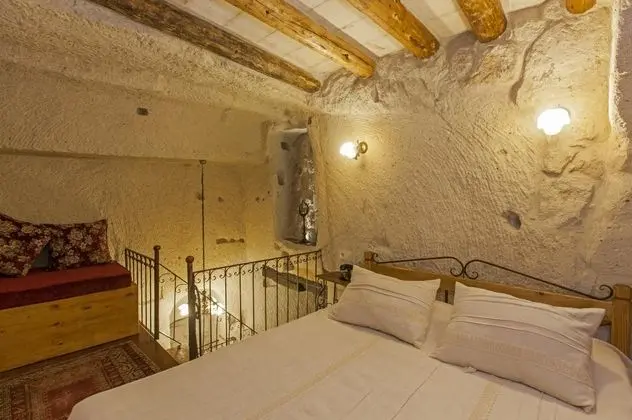 Stone Suite