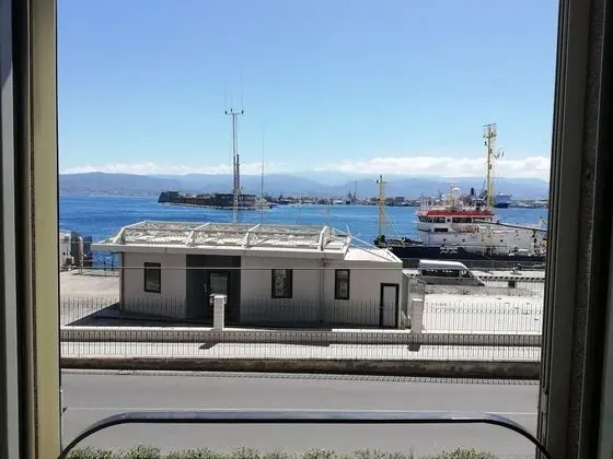 Süit, Jakuzi, Deniz Manzaralı (Colapesce)