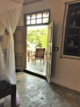 Üç Kişilik Oda, Okyanus Manzaralı (Marezi)