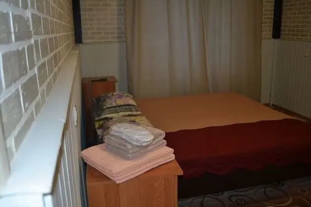 Tek Büyük Yataklı Oda, Ortak Banyo