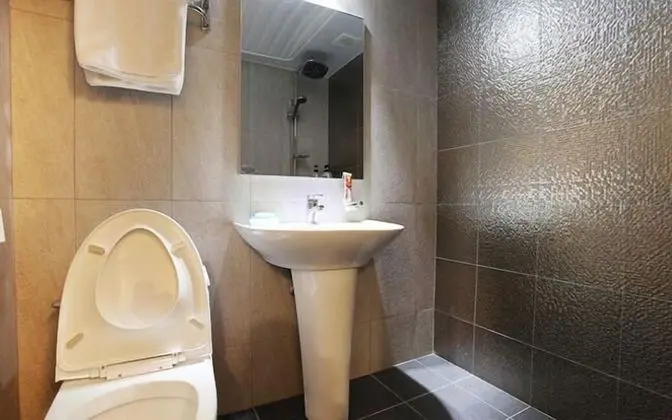 Standard Tek Büyük Yataklı Oda