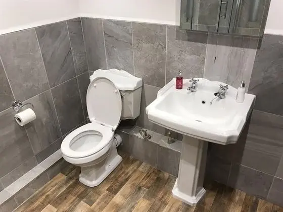 Comfort Tek Büyük Yataklı Oda, Banyolu/Duşlu