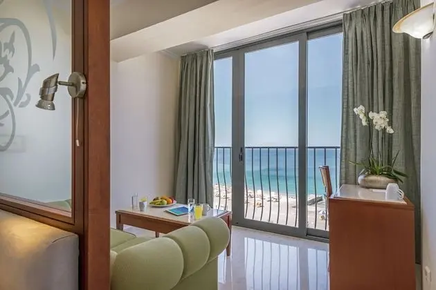 İki Ayrı Yataklı Oda, Deniz Manzaralı