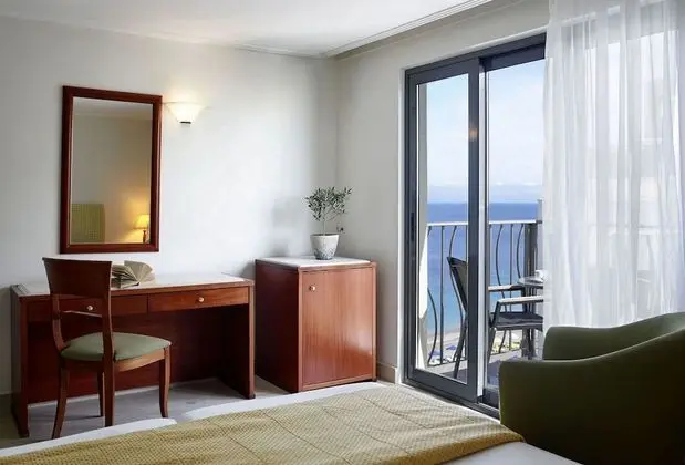 Tek Kişilik Oda, Kısmi Deniz Manzaralı